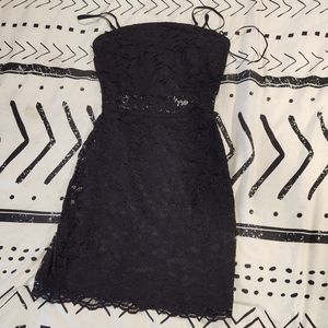 Black. Lace. See-through stomach. Short. XXS